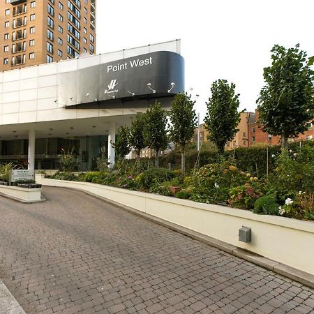 Point West Apartments 伦敦 外观 照片