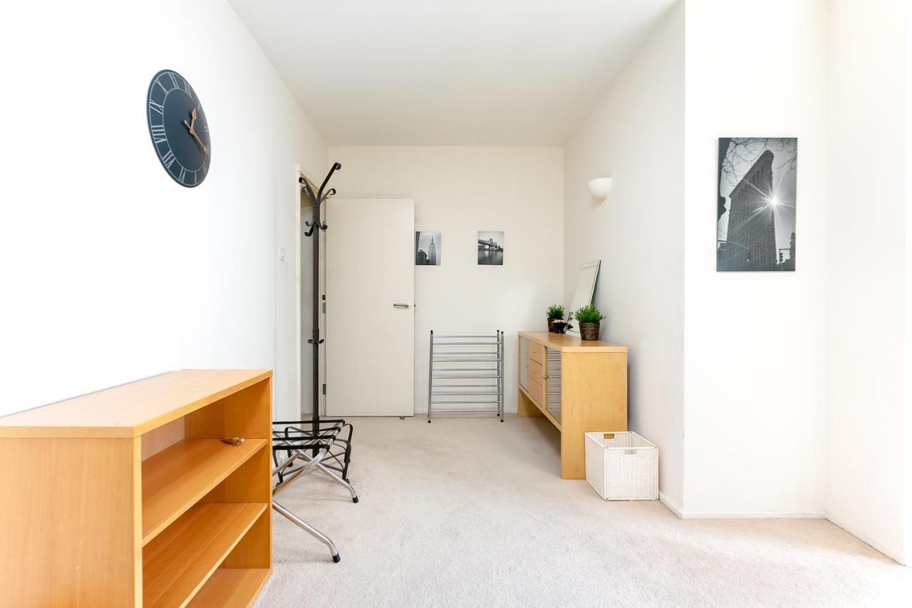 Point West Apartments 伦敦 外观 照片