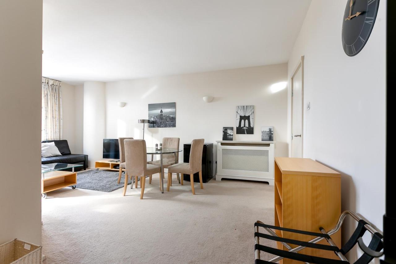 Point West Apartments 伦敦 外观 照片