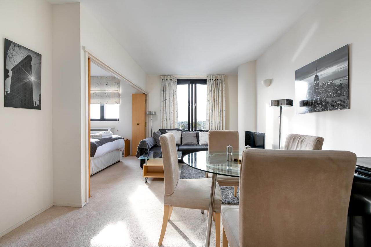 Point West Apartments 伦敦 外观 照片