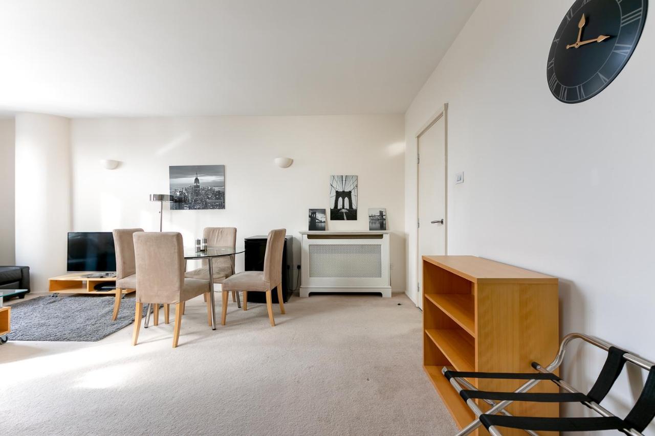 Point West Apartments 伦敦 外观 照片
